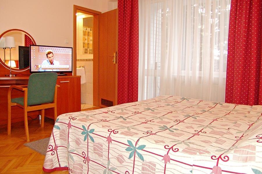 Hotel Europa Jastrzębia Góra Kültér fotó